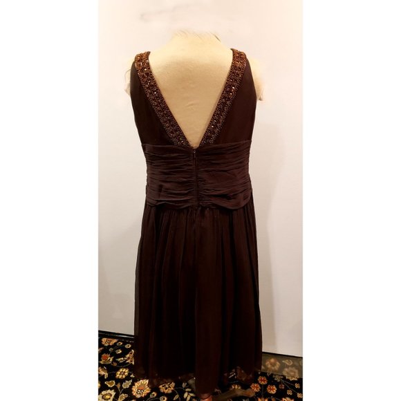 Maggy London, Silk formal Dress  with Beaded Neckline size 10 - Picture 7 of 8
